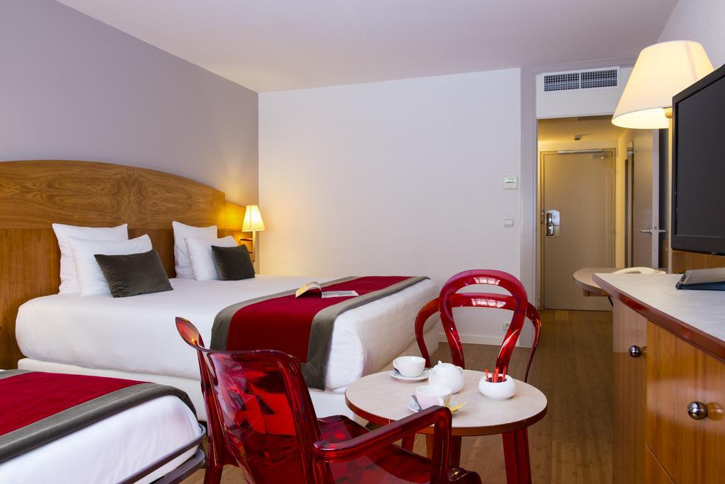 Hotel C Suites Chambres Spacieuses Nîmes Eksteriør billede